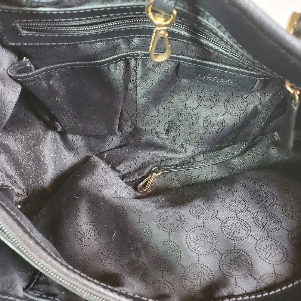 Michael Kors Jet Set‎ Black Saffiano Leather Tote Shoulder Bag Classic Career